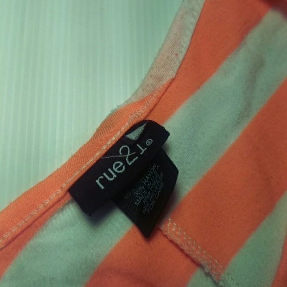 WiLD STYLE Rue 21 crop top, XS - Picture 6 of 6